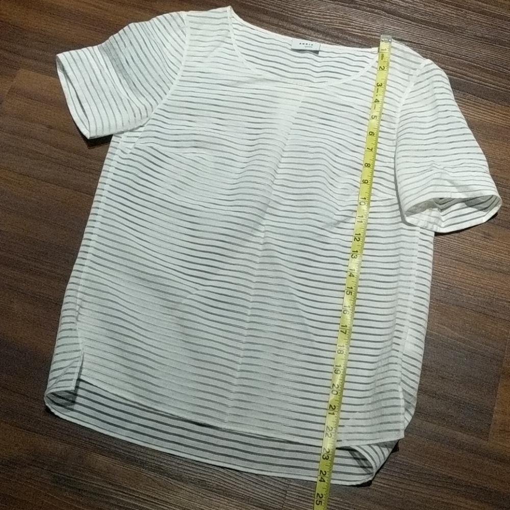 Akris Punto White Sheer Top Size 6 - Picture 7 of 8
